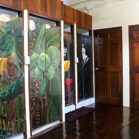 Baan Bovorn Hostel Bangkok Kültér fotó
