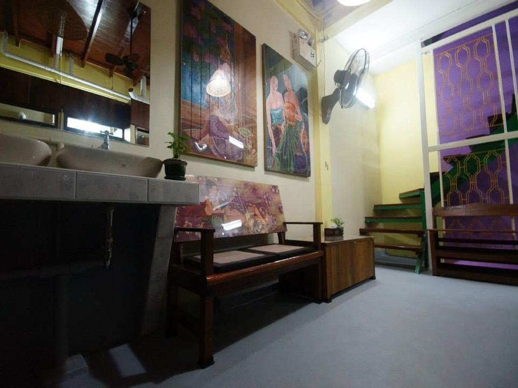 Baan Bovorn Hostel Bangkok Kültér fotó
